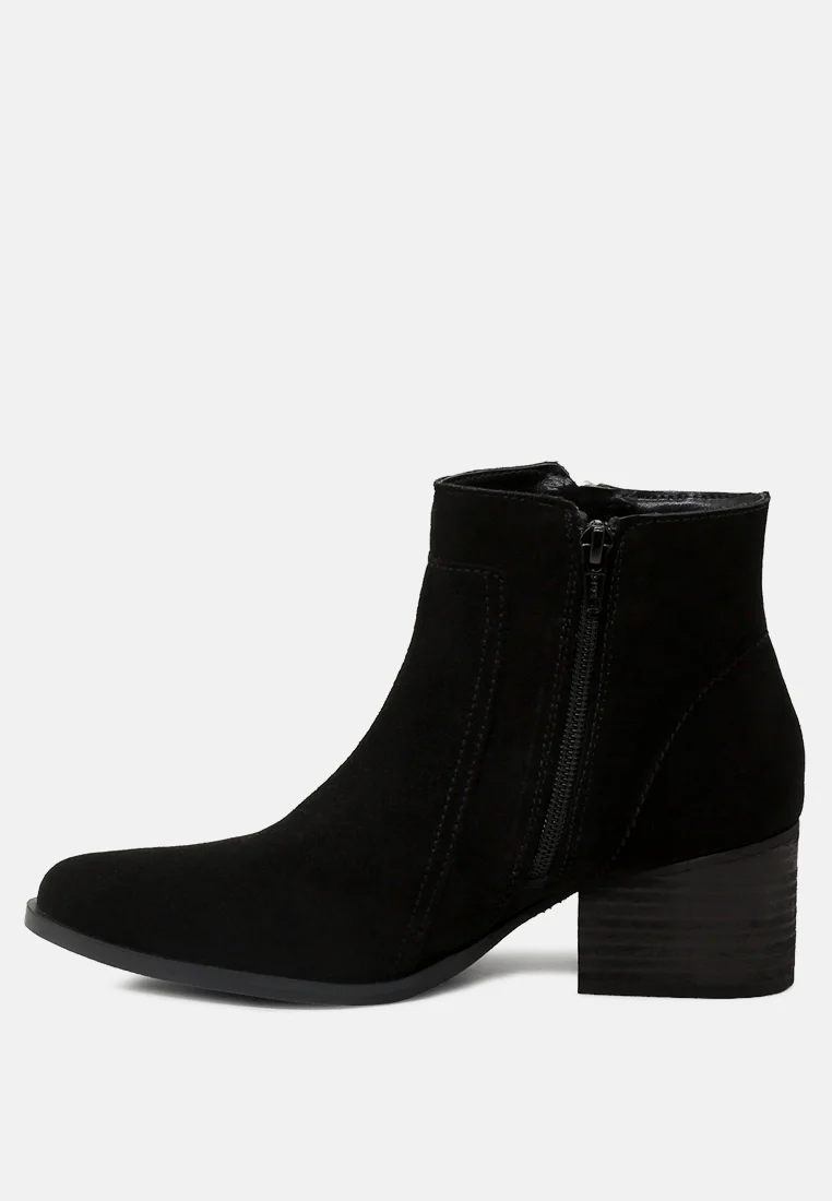 BAUENA Black Ankle Boots with Zip Closure - Image 3