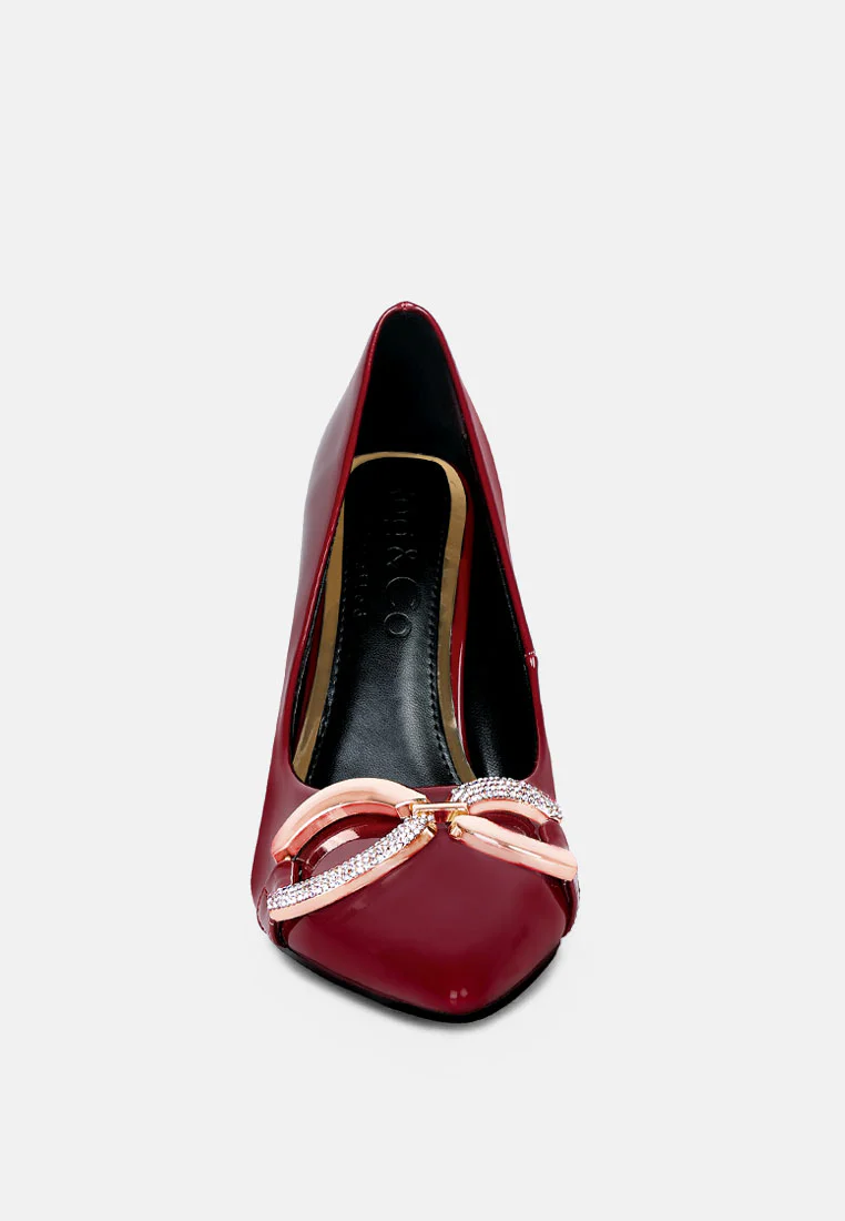 COCKTAIL Buckle Embellished Stiletto Pump Shoes in Burgundy - Image 4