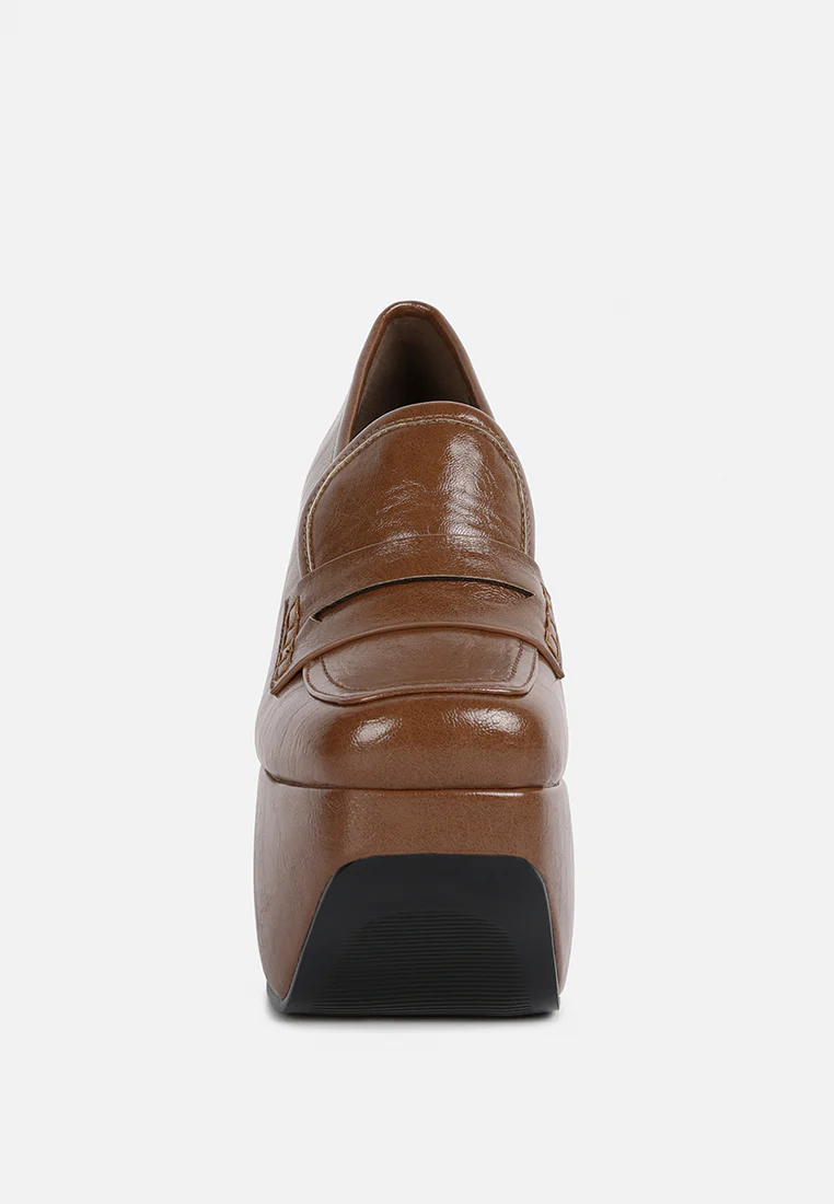 GILLIAM Tan High Platform Wedge Loafers - Image 3
