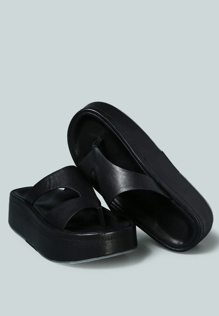 HATHAWAY Slip-On Platform Sandal in Black - Image 3