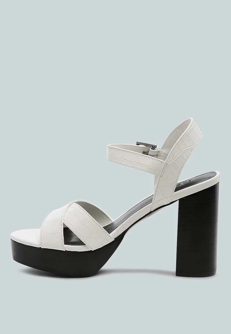 CHYPRE High Heeled Block Sandal In White - Image 4