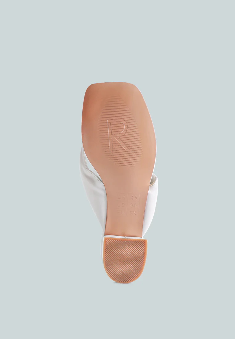 MEMESTAR  White Low Heel Thong Sandals - Image 7