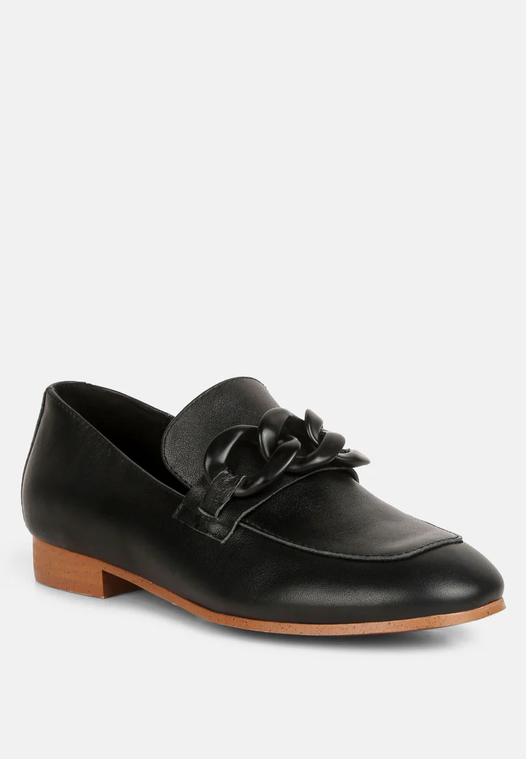 MERVA Chunky Chain Leather Loafers in black - Image 2