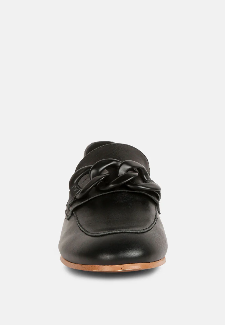 MERVA Chunky Chain Leather Loafers in black - Image 3