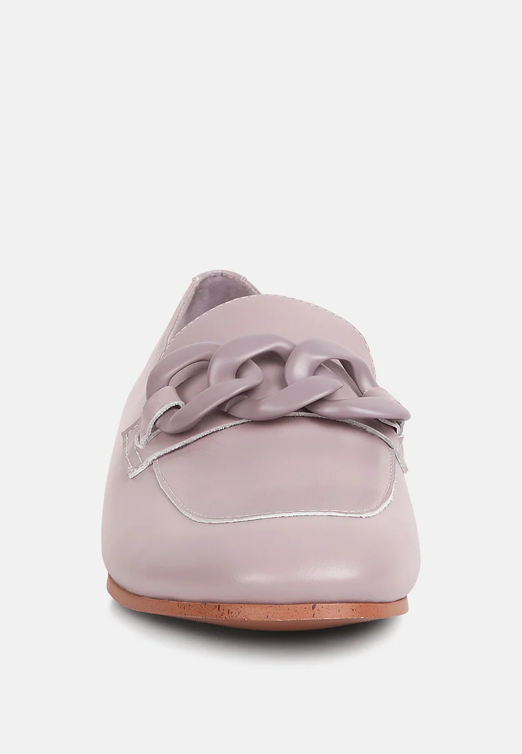 MERVA Chunky Chain Leather Loafers in lilac - Image 3