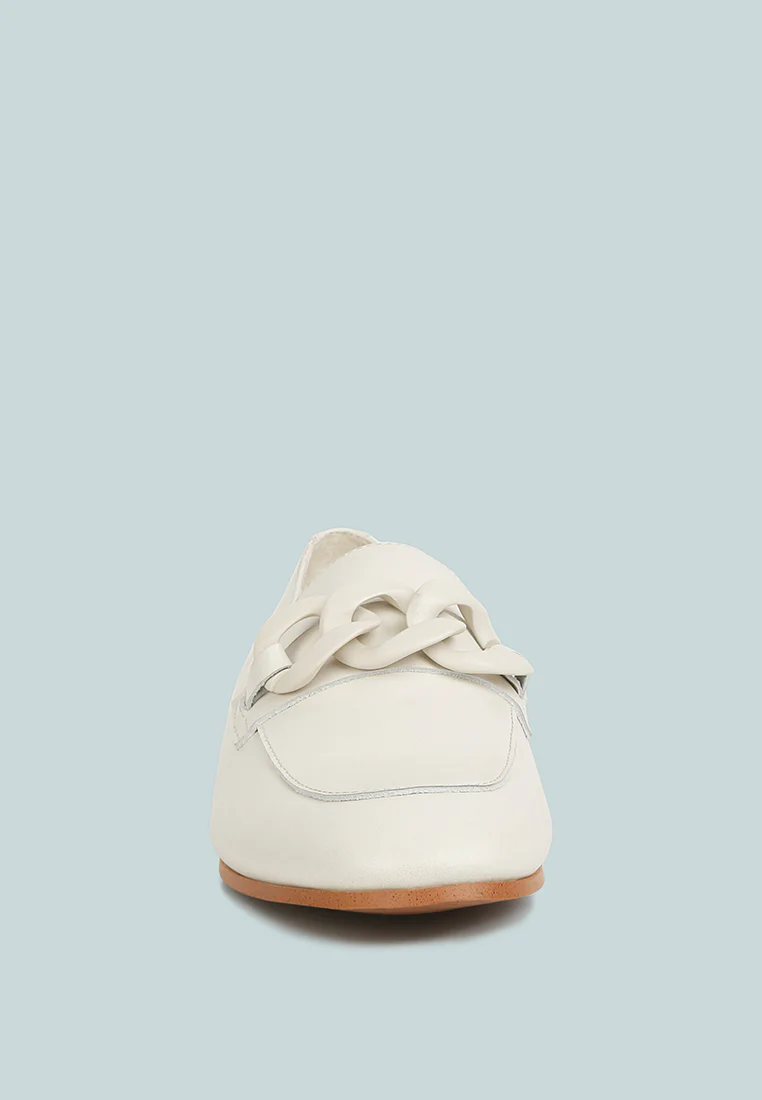 MERVA Chunky Chain Leather Loafers in off White - Image 3