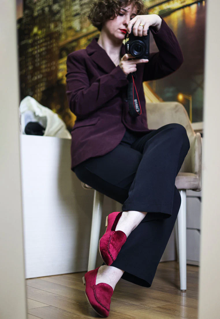 Robua Velvet Flat Loafers - Image 2
