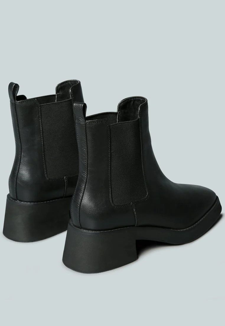 THERON Chelsea Upfront Black Boot - Image 4