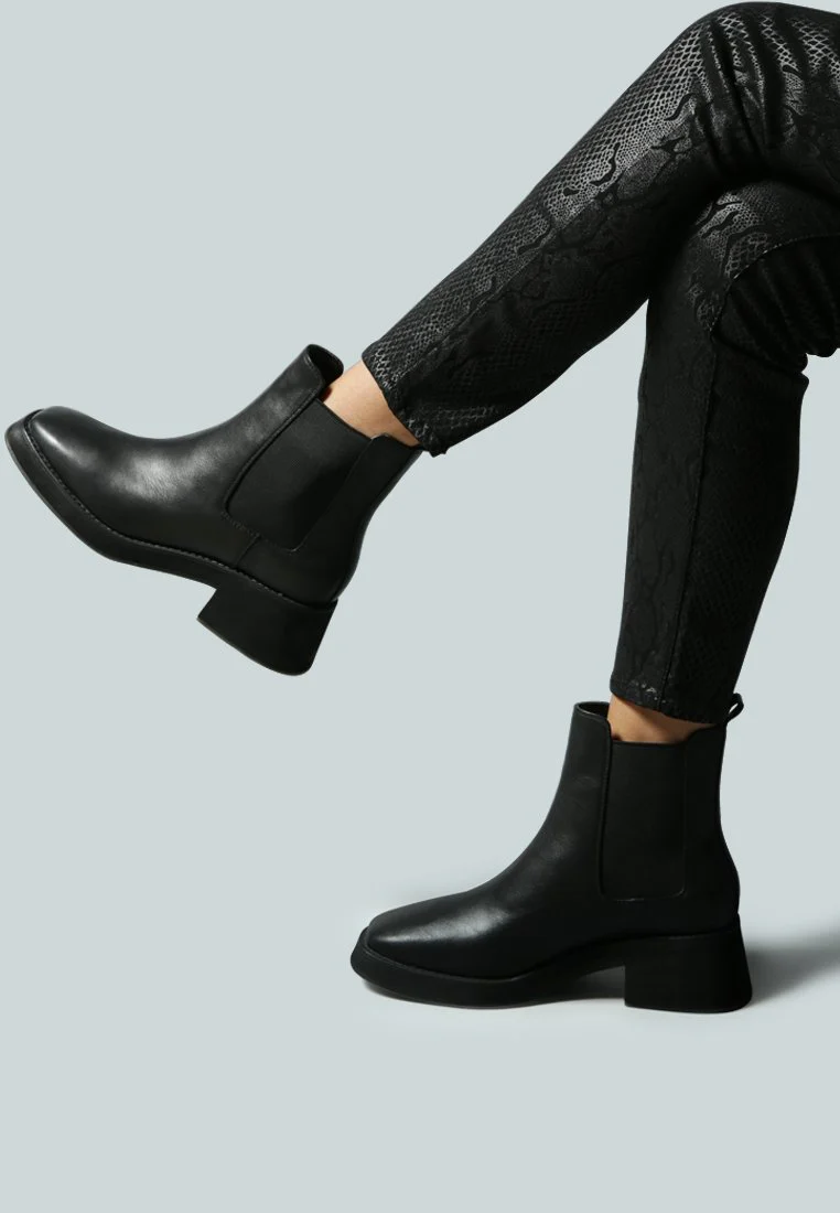 THERON Chelsea Upfront Black Boot - Image 5